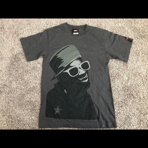 2 Obey Public Enemy shirts - Picture 5 of 5